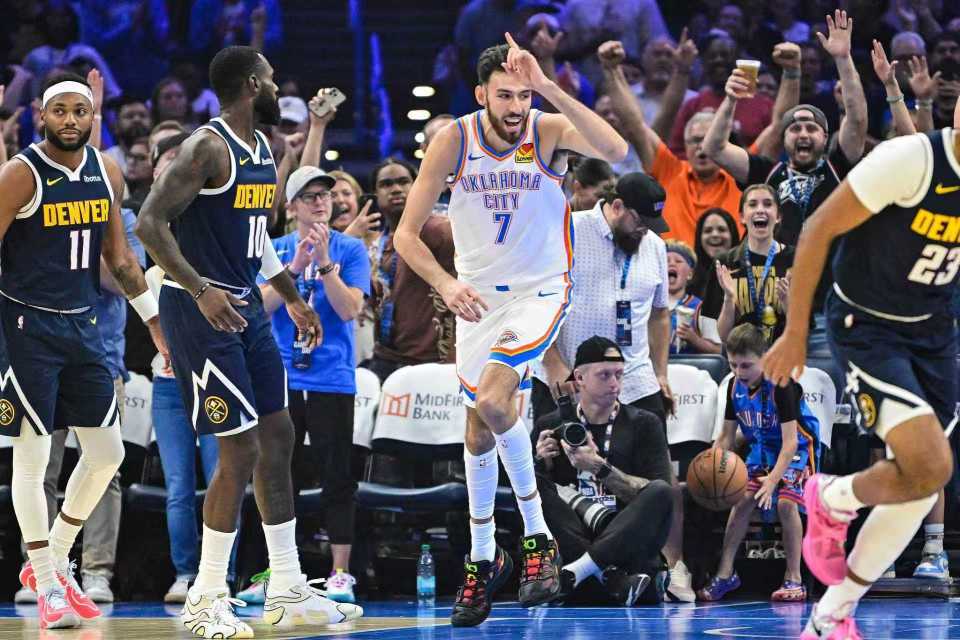 包含NBA总决赛今夜再迎强敌，犹他爵士绝杀压哨，主帅态度：引发热议，控场能力受关注的词条-开云登录