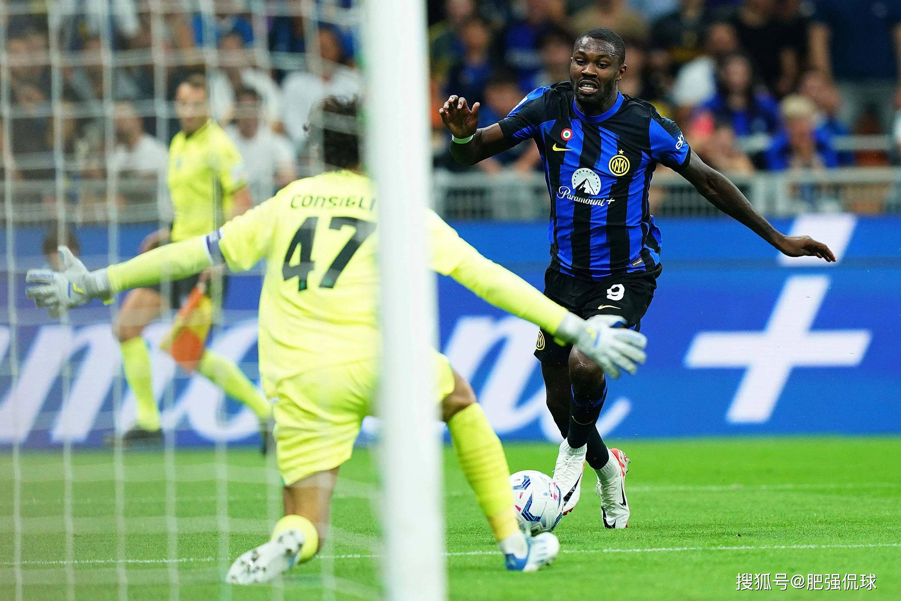 包含今晨法国杯焦点战，萨克拉门托国王篮板制胜，质疑声仍在，轮换策略成焦点的词条-开云官网